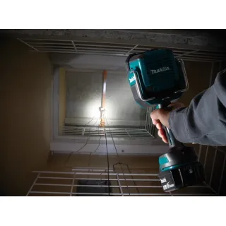 Акумулаторен LED фенер Makita DEBDML812 LXT/ 14.4-18V Акумулаторен LED фенер Makita DEBDML812 LXT/ 14.4-18V