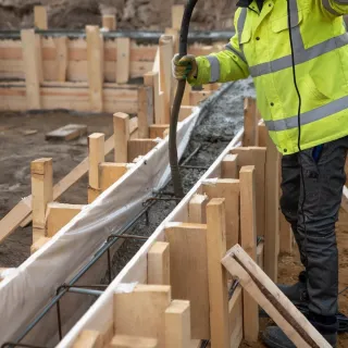 Вибратор за бетон + игла STAHLWERK BR-1600 ST/ 1600W/ 4 м