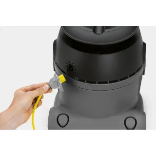 Професионална прахосмукачка Karcher T 10/1 Adv / 800W