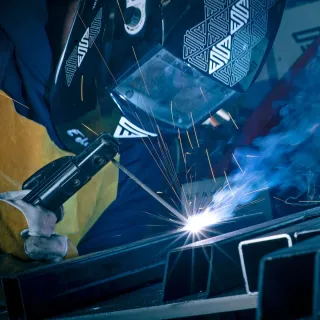 Заваръчен апарат STAHLWERK AC/DC TIG 200 CUT ST/ 200A Заваръчен апарат STAHLWERK AC/DC TIG 200 CUT ST/ 200A