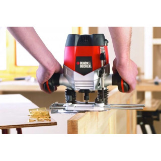 Фреза BLACK&DECKER KW900E 1200 W