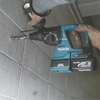 Комплект акумулаторни ъглошлайф, перфоратор и винтоверт Makita DLX3223TJ/ 18V/ 2x5Ah Комплект акумулаторни ъглошлайф, перфоратор и винтоверт Makita DLX3223TJ/ 18V/ 2x5Ah