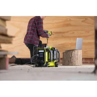 Акумулаторен инверторен генератор RYOBI RY36BI1800A-0 + 4 бр. батерии RY36B80B/ 36V/ 4x8Ah Акумулаторен инверторен генератор RYOBI RY36BI1800A-0 + 4 бр. батерии RY36B80B/ 36V/ 4x8Ah