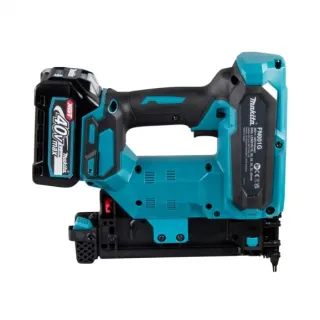 Акумулаторен такер Makita FN001GA201/ 40V/2x2.0Ah