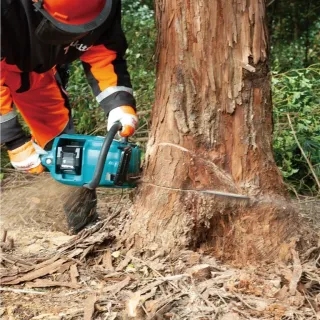 Акумулаторен верижен трион Makita UC016GT101/ 40V/ 5.0Ah/ XGT
