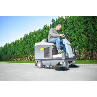 Бензинова метачна седлова машина COMET CSW 1200G/ 5.5hp/ 1150 мм Бензинова метачна седлова машина COMET CSW 1200G/ 5.5hp/ 1150 мм
