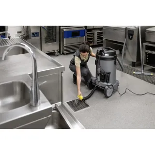 Прахосмукачка за сухо и мокро Karcher NT 48/1/ 1380W