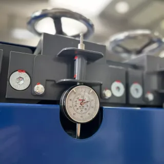 Машина за изправяне на пръти METCOR BJ300/ 400V Машина за изправяне на пръти METCOR BJ300/ 400V