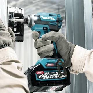 Акумулаторен ударен винтоверт Makita TD003GZ/ 40V