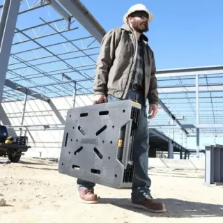 Работна маса TOUGHBUILT TB-WB700/ 454 кг Работна маса TOUGHBUILT TB-WB700/ 454 кг