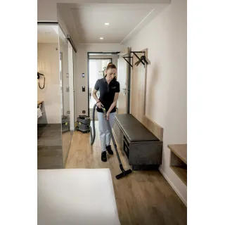 Прахосмукачка за сухо почистване Karcher T 15/1 Adv + дюза за паркет/ 585W