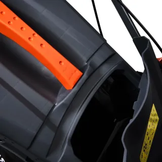 Самоходна бензинова косачка KraftDele KD5084/ 8 к.с. Самоходна бензинова косачка KraftDele KD5084/ 8 к.с.