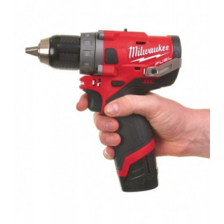 Акумулаторен винтоверт Milwaukee M12FDD-202X