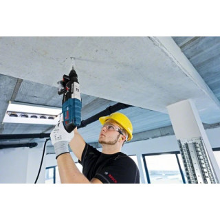 Комбиниран перфоратор Bosch GBH 2-28   L- Boxx 880W