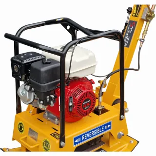 Виброплоча STILER 160 kg/ 30 KN/ 9 к.с. Виброплоча STILER 160 kg/ 30 KN/ 9 к.с.