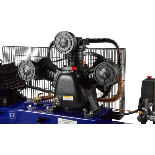 Маслен компресор KraftDele KD4059/ 4.1kW/400V/ 200л Маслен компресор KraftDele KD4059/ 4.1kW/400V/ 200л