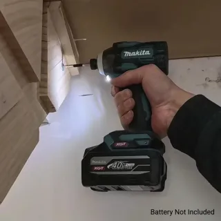 Акумулаторен ударен винтоверт Makita TD004GZ/ 40V
