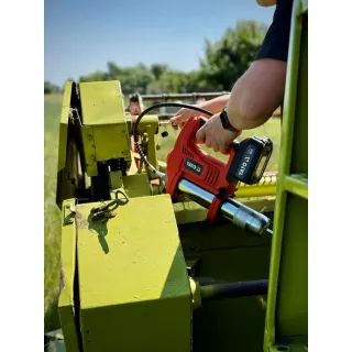 Акумулаторен такаламит Yato YT-07020/ 18V/ 3Ah