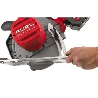 Акумулаторен циркуляр за метал Milwaukee M18 FMCS66-0C/ 18V