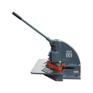 Гилотина за ламарина STILER HN 4/ 4 т Гилотина за ламарина STILER HN 4/ 4 т