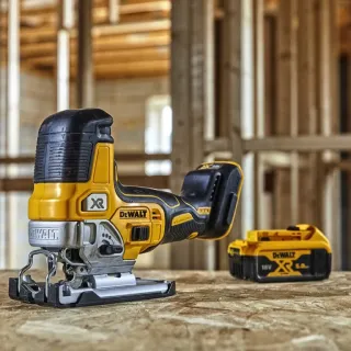 Акумулаторен прободен трион DeWALT DCS335N, 1000-3200 хода/мин, 26 мм