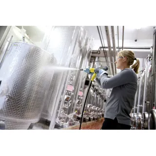 Водоструйка стационарна Karcher HD 17/12-4 St H/ 7kW Водоструйка стационарна Karcher HD 17/12-4 St H/ 7kW