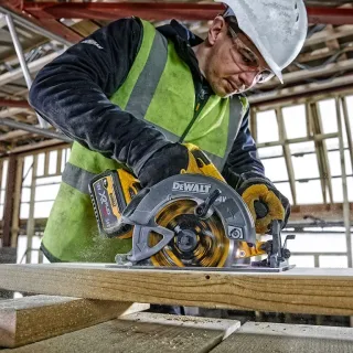 Акумулаторен ръчен циркуляр DeWALT DCS578N-XJ/ 54V