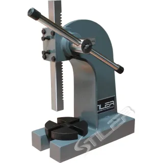 Ръчна преса STILER AP-3/ 3 т