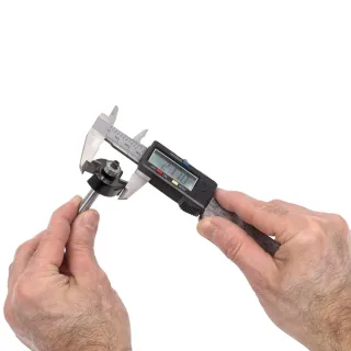 Дигитален шублер KREATOR KRTH70704/ 150 мм