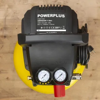 Компресор за въздух Power Plus POWX17245/ 750W/ 11л Компресор за въздух Power Plus POWX17245/ 750W/ 11л