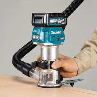 Акумулаторна оберфреза Makita RT001GZ18/ 40 V