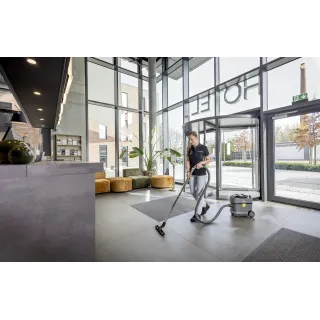 Акумулаторна прахосмукачка Karcher T 15/1 Bp/ 36V Акумулаторна прахосмукачка Karcher T 15/1 Bp/ 36V