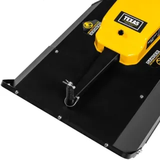 Бензинова самоходна косачка за висока трева TEXAS Multi Cut 580TG/ 6.1 к.с Бензинова самоходна косачка за висока трева TEXAS Multi Cut 580TG/ 6.1 к.с