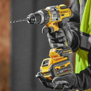 Комплект акумулаторни инструменти DeWALT DCK2052H2T/ 18V/ 2x5Ah