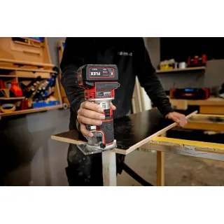 Акумулаторна фреза 2 в1 FLEX CER 18.0-EC/2.5 Set/ 18V/ 2х2.5Ah Акумулаторна фреза 2 в1 FLEX CER 18.0-EC/2.5 Set/ 18V/ 2х2.5Ah