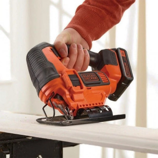 Акумулаторен прободен трион Black&Decker BDCJS18N 18 V