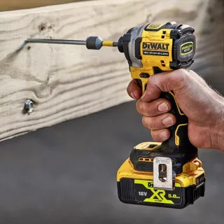 Комплект акумулаторни инструменти DeWALT DCK2052H2T/ 18V/ 2x5Ah