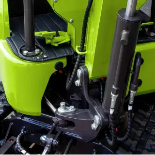 Дизелов мини багер ZIPPER ZI-MBG1000D/ 7kW