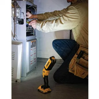 Акумулаторен фенер DeWALT DCL050, 500 lm