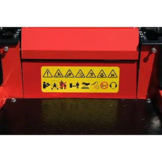 Тракторна косачка Yato YT-85553/ 15 к.с. Тракторна косачка Yato YT-85553/ 15 к.с.