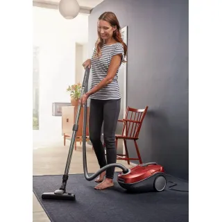 Прахосмукачка NILFISK BRAVO, 700W Прахосмукачка NILFISK BRAVO, 700W