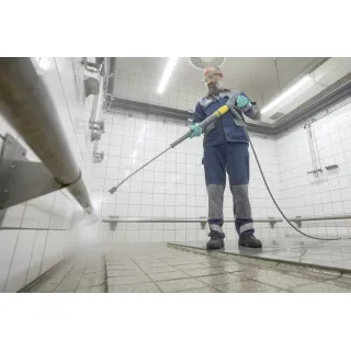 Водоструйка стационарна Karcher HD 17/12-4 St H/ 7kW Водоструйка стационарна Karcher HD 17/12-4 St H/ 7kW