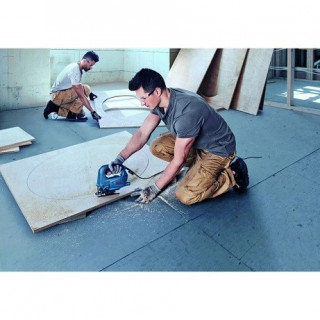 Електрически прободен трион Bosch GST 700 Professional Електрически прободен трион Bosch GST 700 Professional