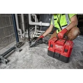 Акумулаторна прахосмукачка Milwaukee M12FVCL-0/ 12V