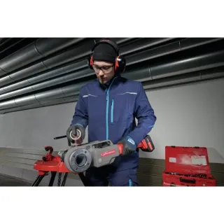 Акумулаторна резбонарезна машина ROTHENBERGER SUPERTRONIC 2000 E + BSPT1/2 Акумулаторна резбонарезна машина ROTHENBERGER SUPERTRONIC 2000 E + BSPT1/2