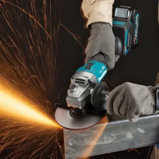 Акумулаторен ъглошлайф Makita GA035GZ XGT/ 40 V Акумулаторен ъглошлайф Makita GA035GZ XGT/ 40 V