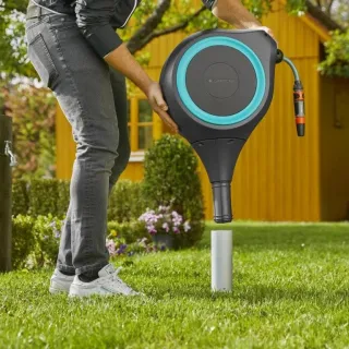 Макара с маркуч за монтаж в земя синя Gardena RollUp M/ 11 мм Макара с маркуч за монтаж в земя синя Gardena RollUp M/ 11 мм