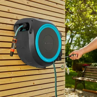 Макара с маркуч за стенен монтаж синя Gardena RollUp XL/ 13 мм Макара с маркуч за стенен монтаж синя Gardena RollUp XL/ 13 мм