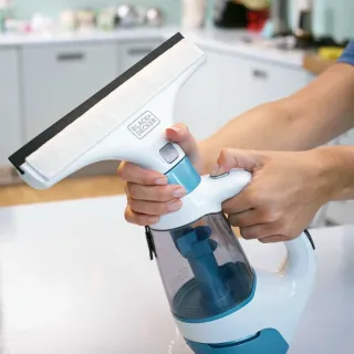 Уред за почистване на стъкла Black and Decker WW100/ 3.6V