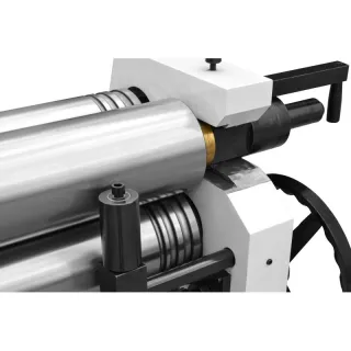 Валцоваща машина CORMAK ESR-1300 / 6.5 / 3000W Валцоваща машина CORMAK ESR-1300 / 6.5 / 3000W